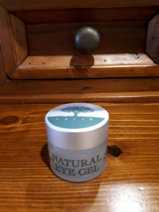 Natural eye gel